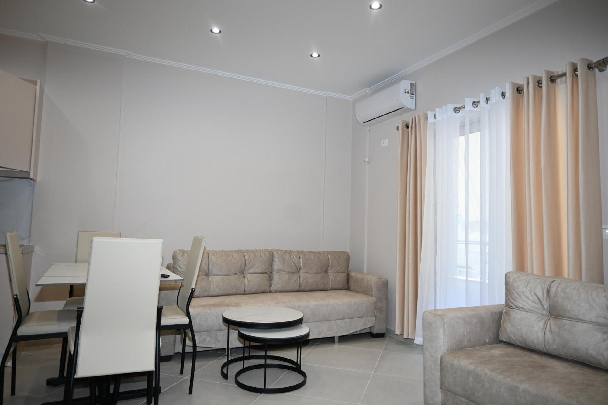 Eleana'S Apartament Sarandë Cameră foto