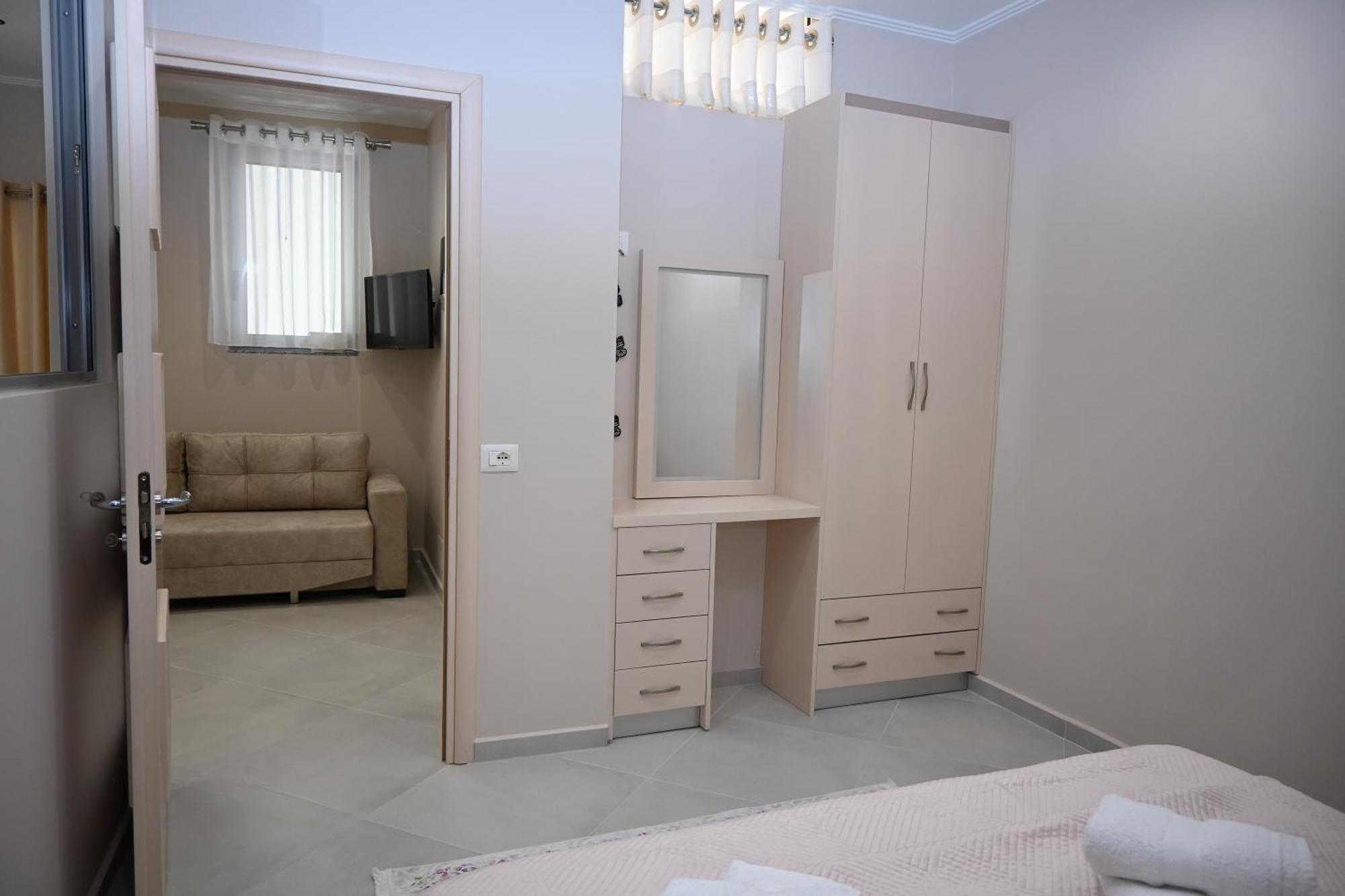 Eleana'S Apartament Sarandë Cameră foto