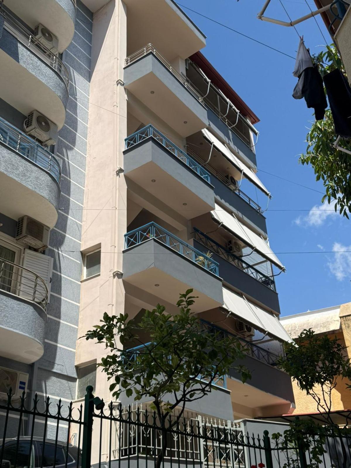 Eleana'S Apartament Sarandë Exterior foto